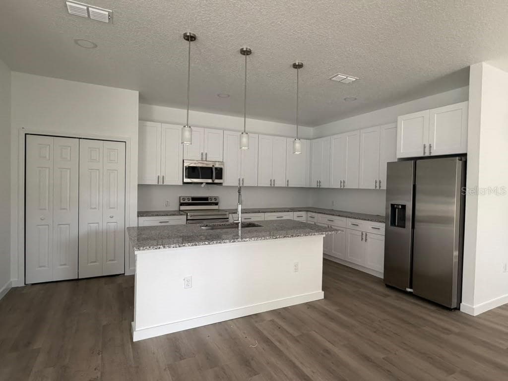 Single Family Residence at 1346 ELLIOTT ST, SANFORD, photo 6 of 20
