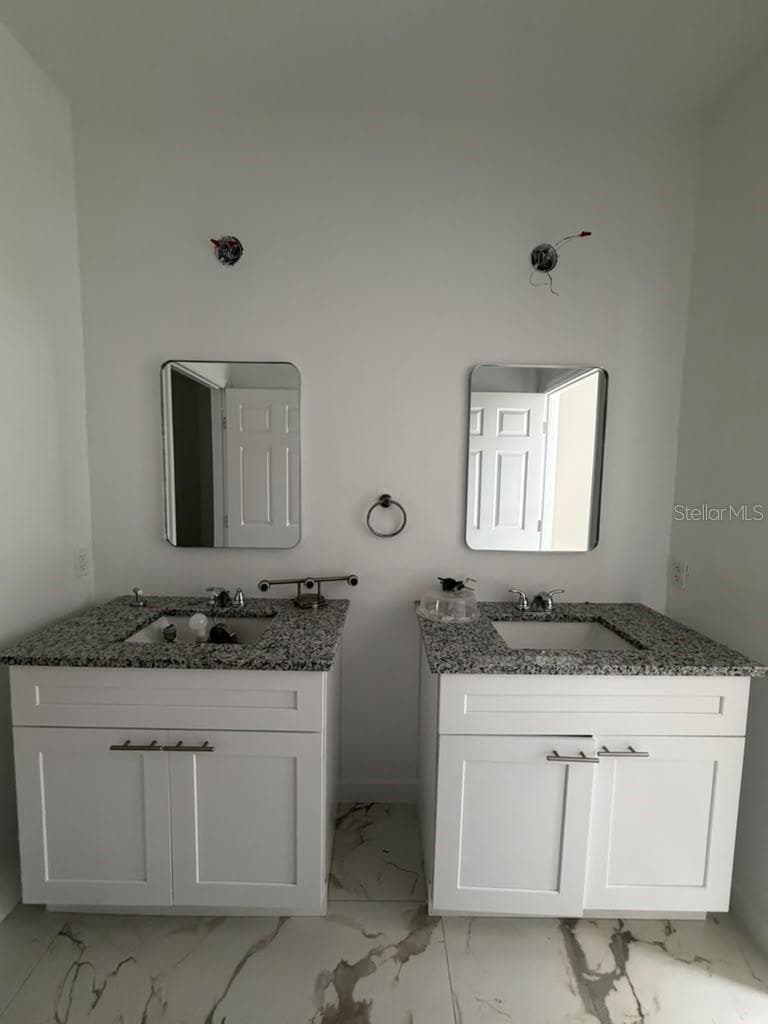 Guest bathroom - 1346 ELLIOTT ST, SANFORD