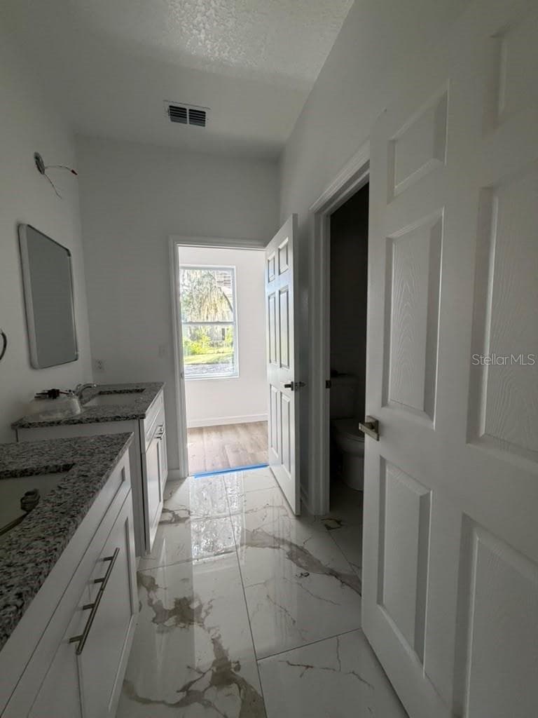 Guest bathroom - 1346 ELLIOTT ST, SANFORD