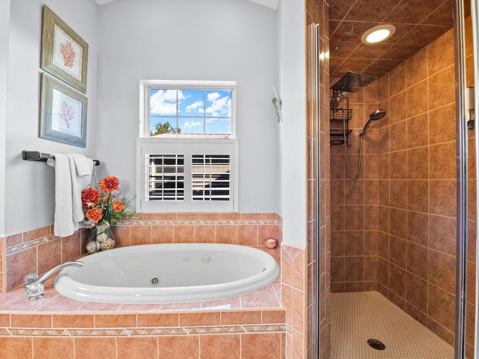 primary bathroom - 9073 MADRID RD, WEEKI WACHEE