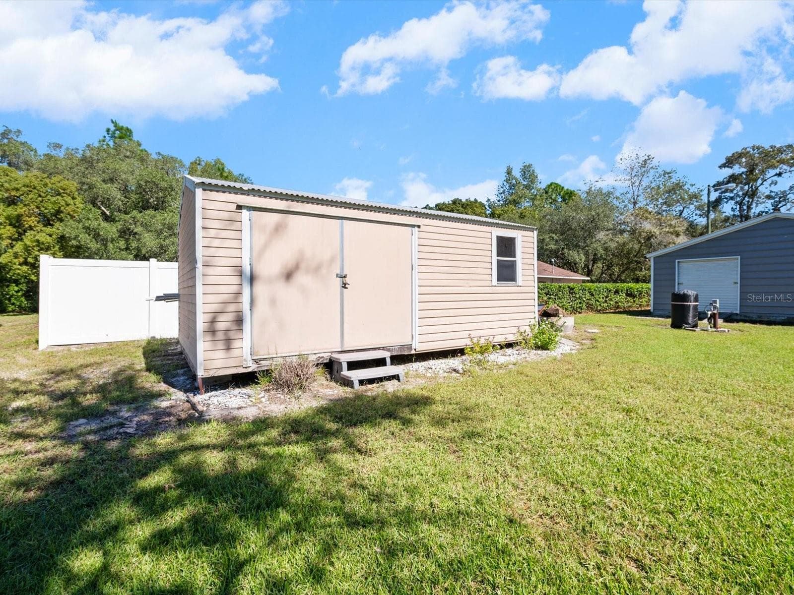 storage shed - 9073 MADRID RD, WEEKI WACHEE