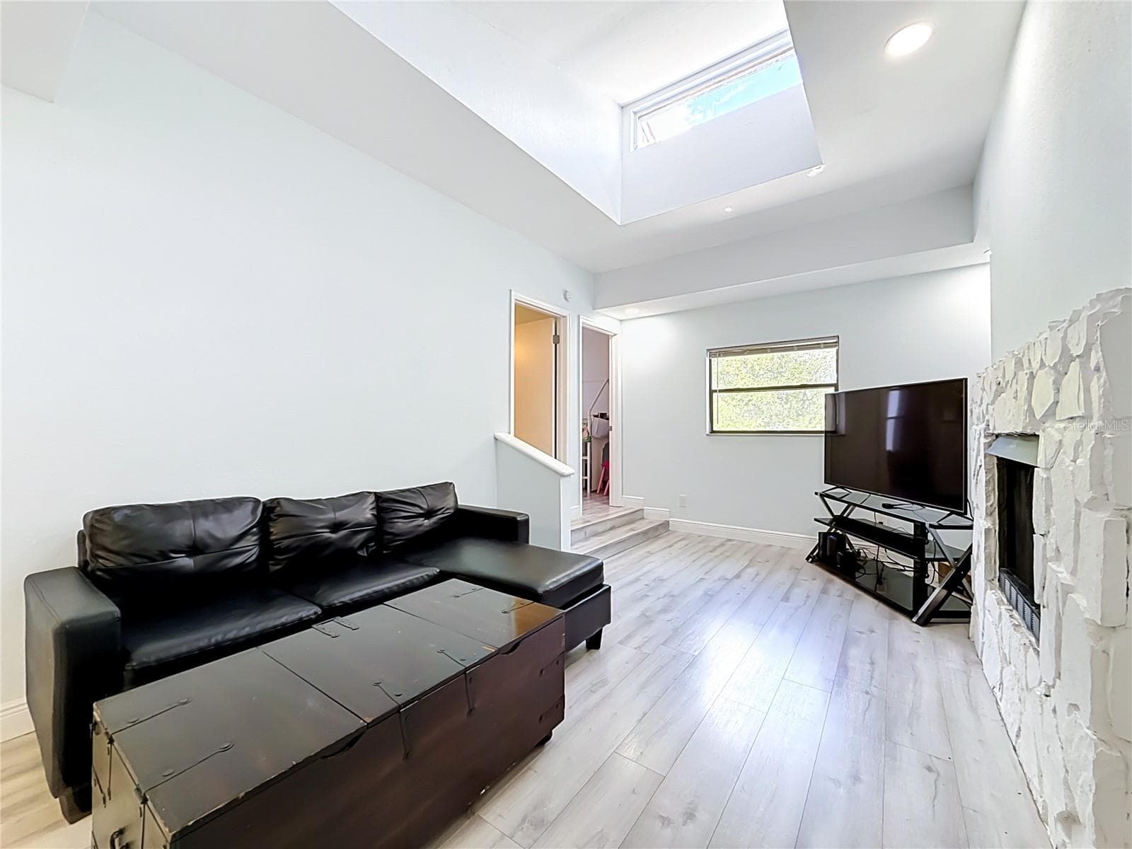 Living Area - 4405 W FAIR OAKS AVE #19, TAMPA