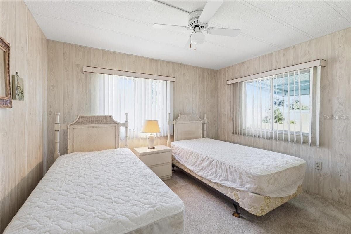 Manufactured Home at 26 N ESPLANADE ST, ENGLEWOOD, photo 17 of 26