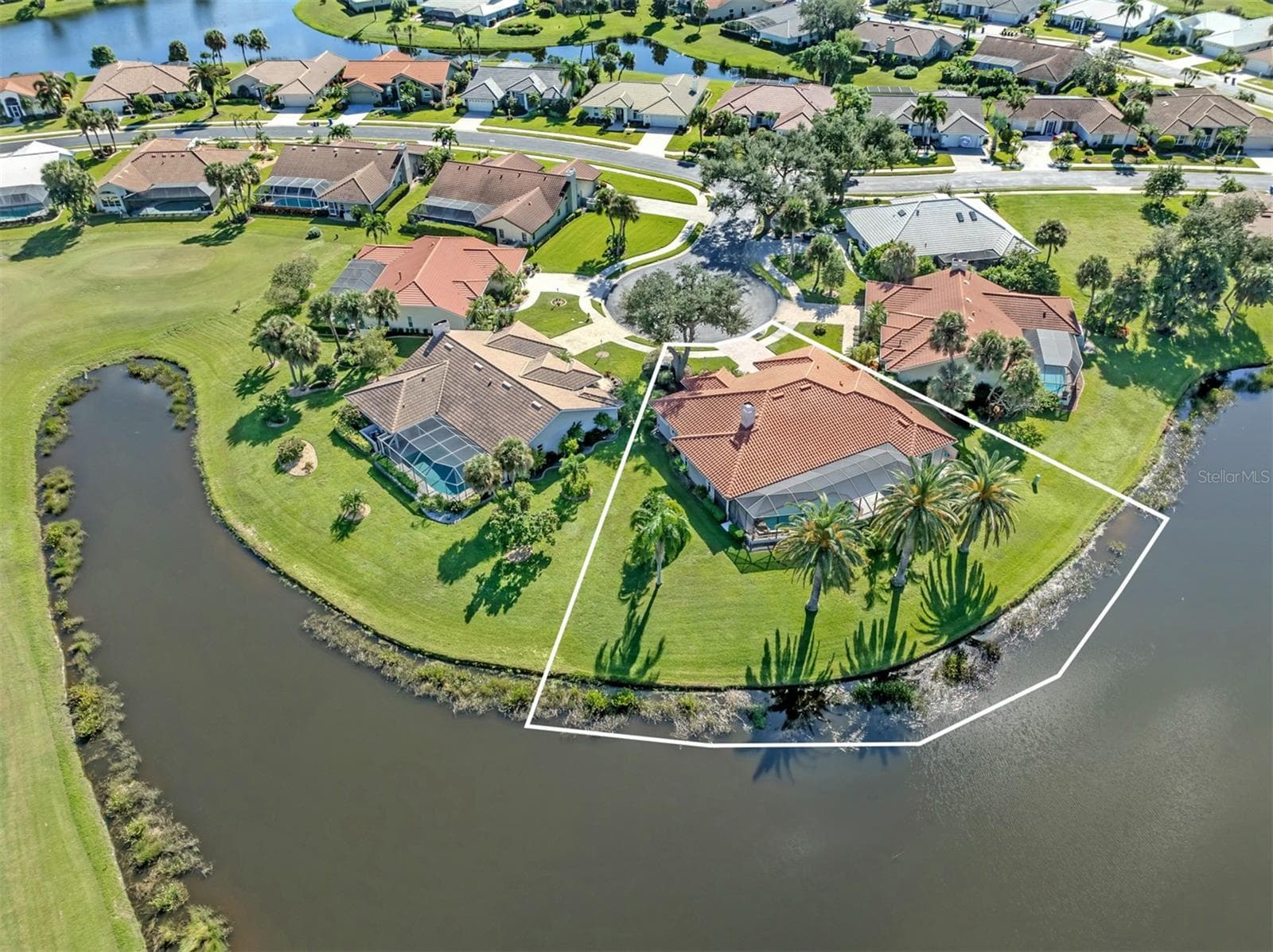 Aerial view with property lines to show the size of this lot - 1725 ARDRY WAY, VENICE