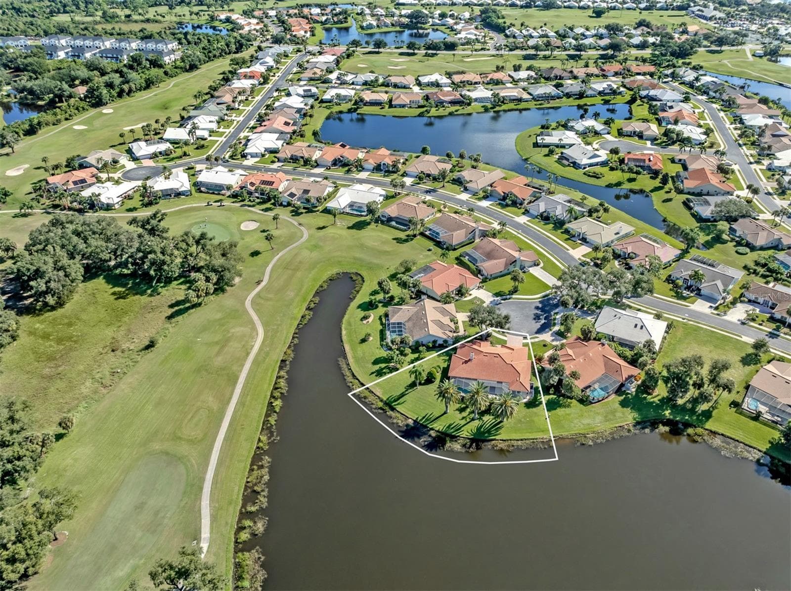 Stunning golf course views - 1725 ARDRY WAY, VENICE