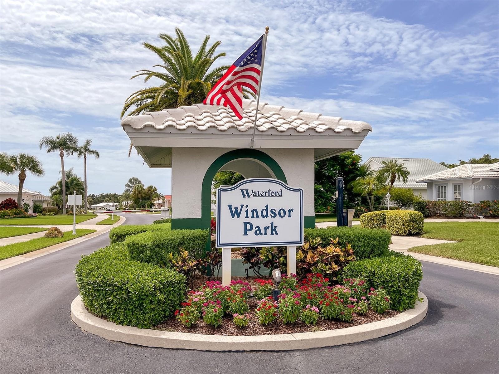 Waterford is a gated community - 1725 ARDRY WAY, VENICE