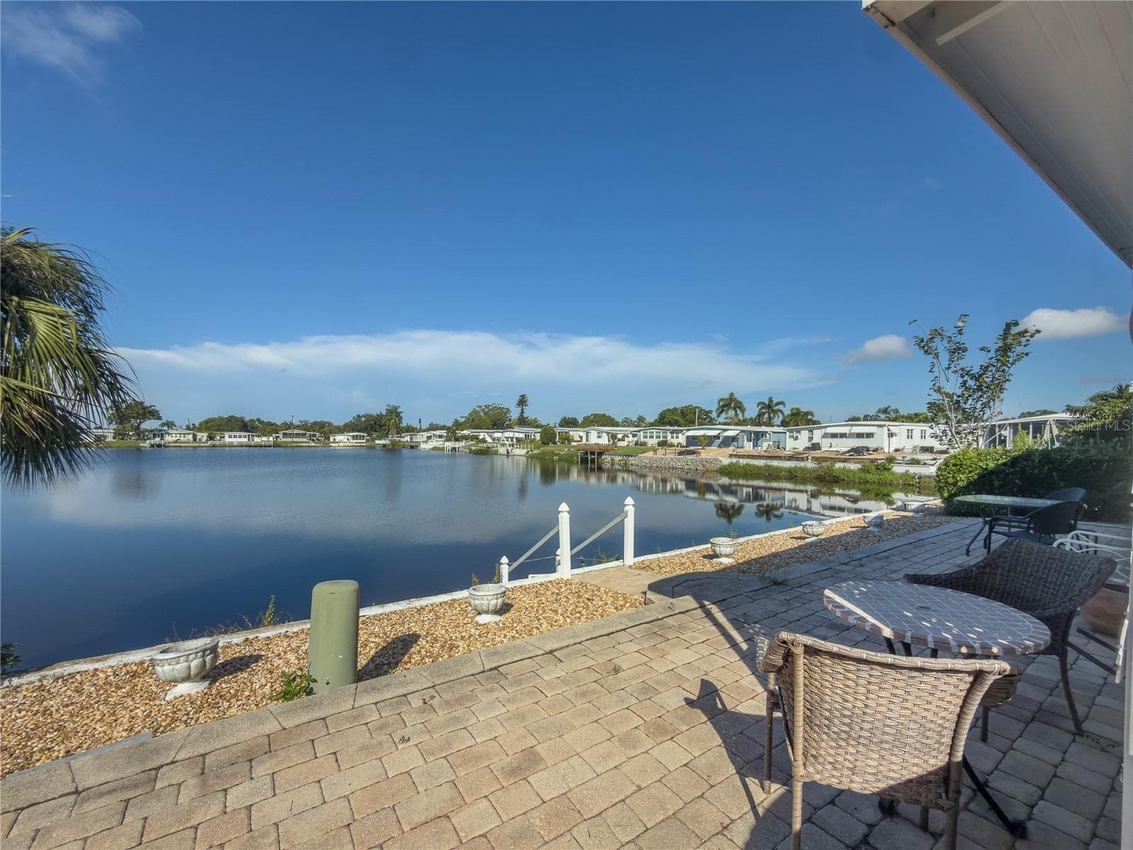 Paver Patio over looking 5 acre lake. - 808 53RD AVE E #27, BRADENTON