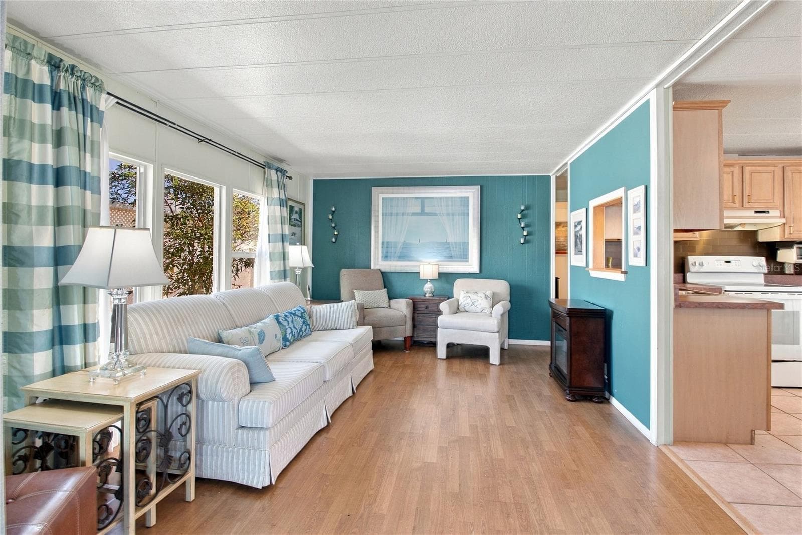 Living Area - 808 53RD AVE E #27, BRADENTON