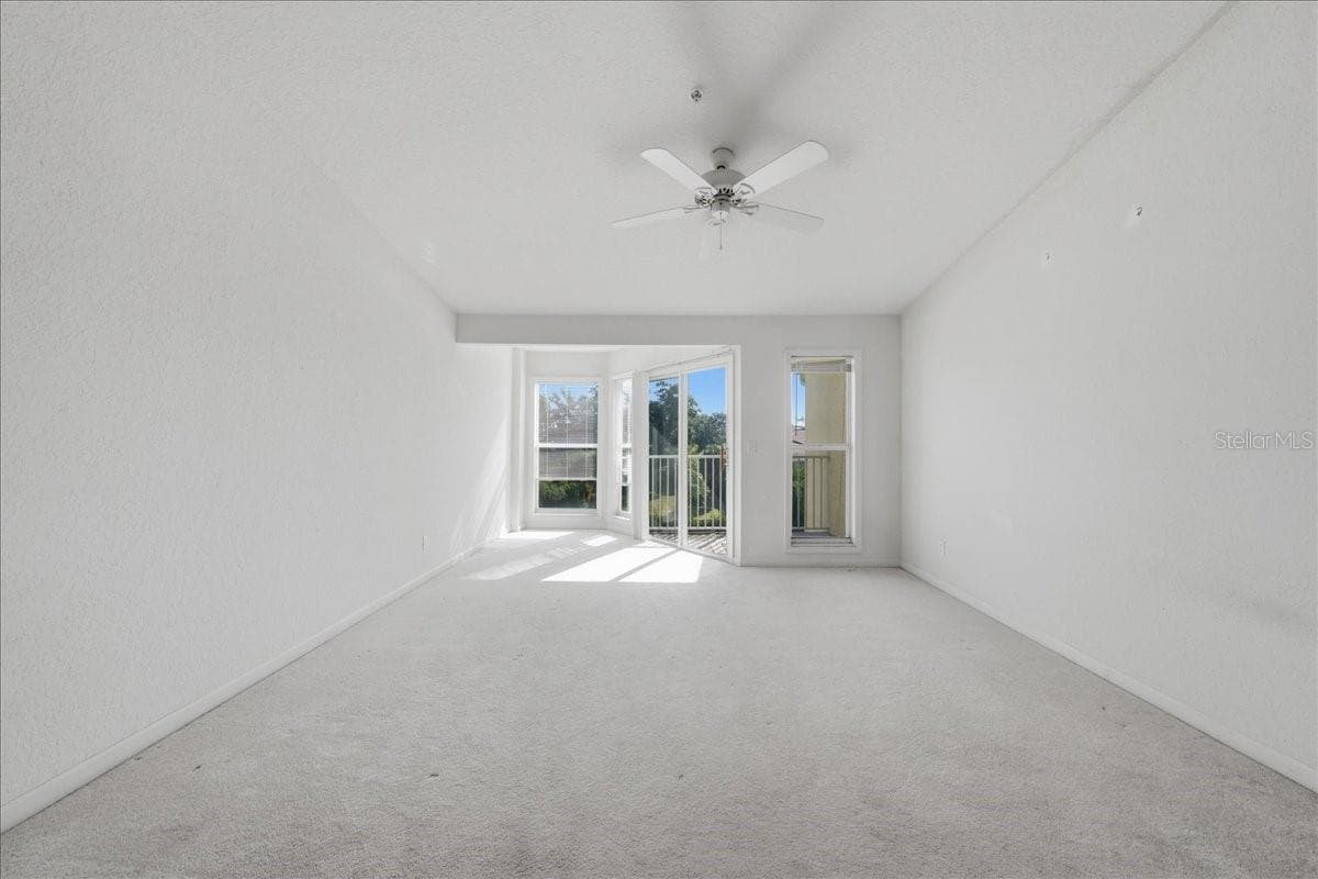 Townhouse at 116 BRENT CIR, OLDSMAR, photo 14 of 36