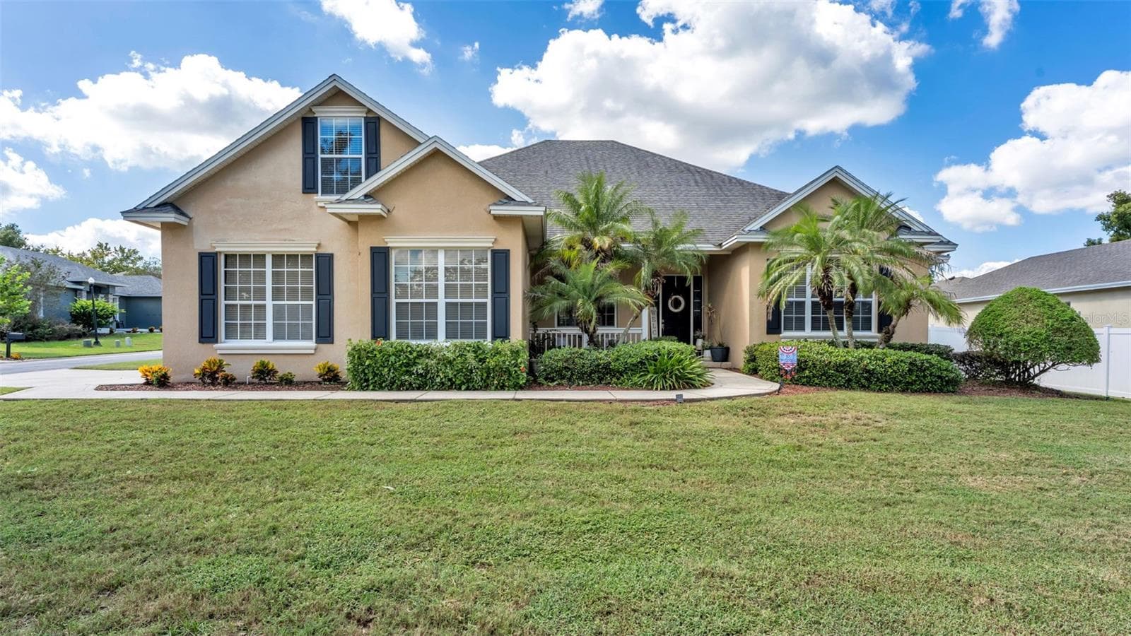 Single Family Residence at 5871 HIGH RIDGE LOOP, LAKELAND, photo 3 of 60