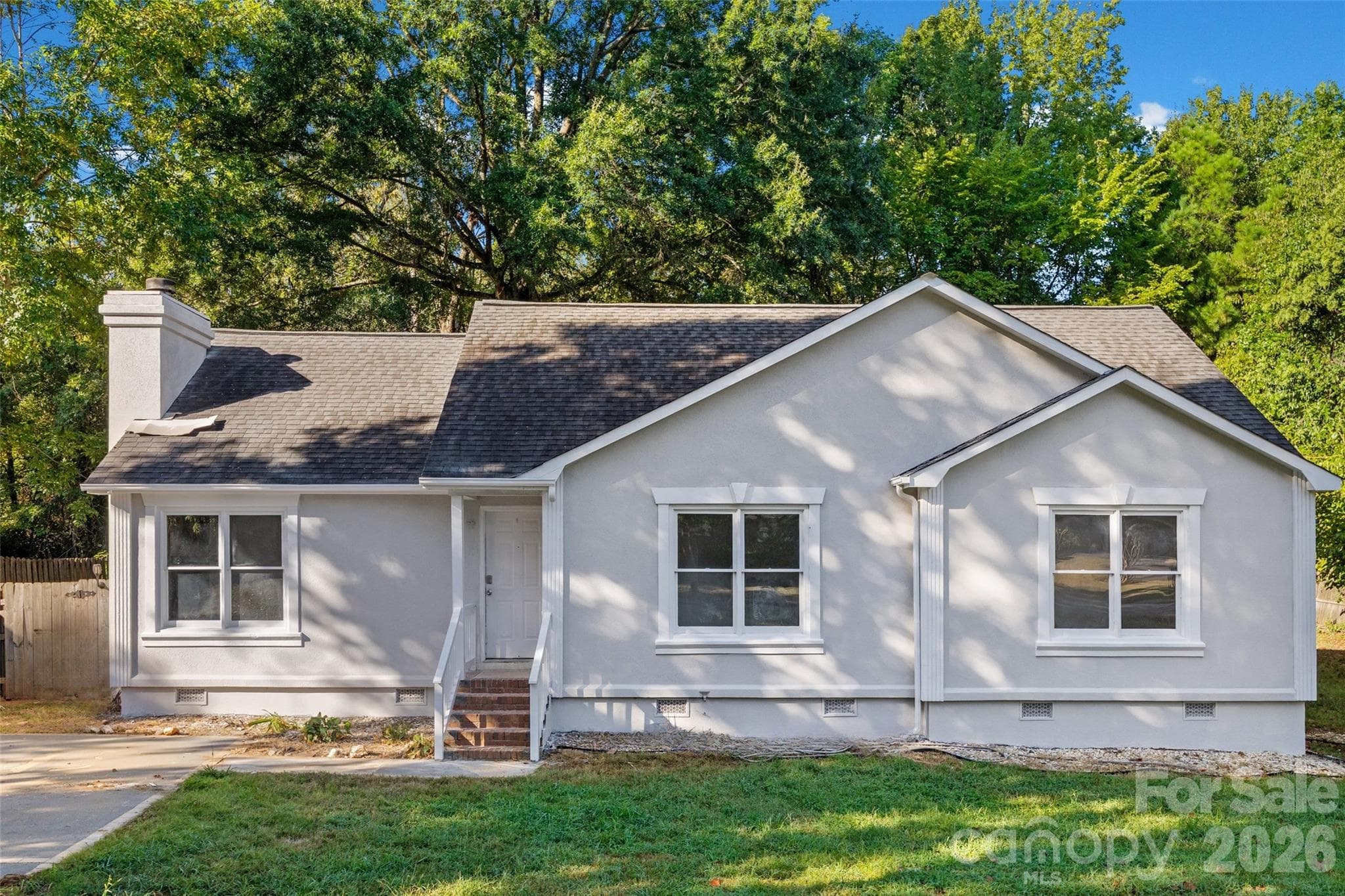 Single Family Residence at 1167 Ebinport Road, Rock Hill, photo 2 of 25