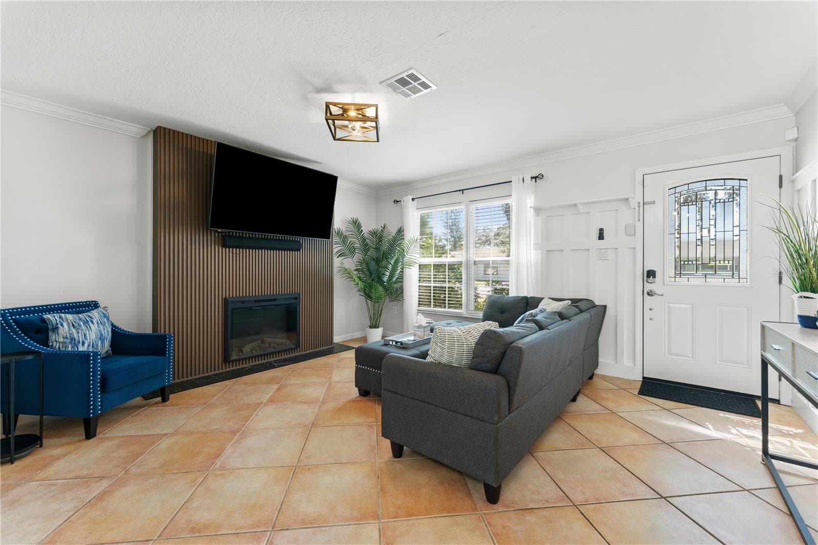Single Family Residence at 5363 FOXWOOD DR, SARASOTA, photo 5 of 32