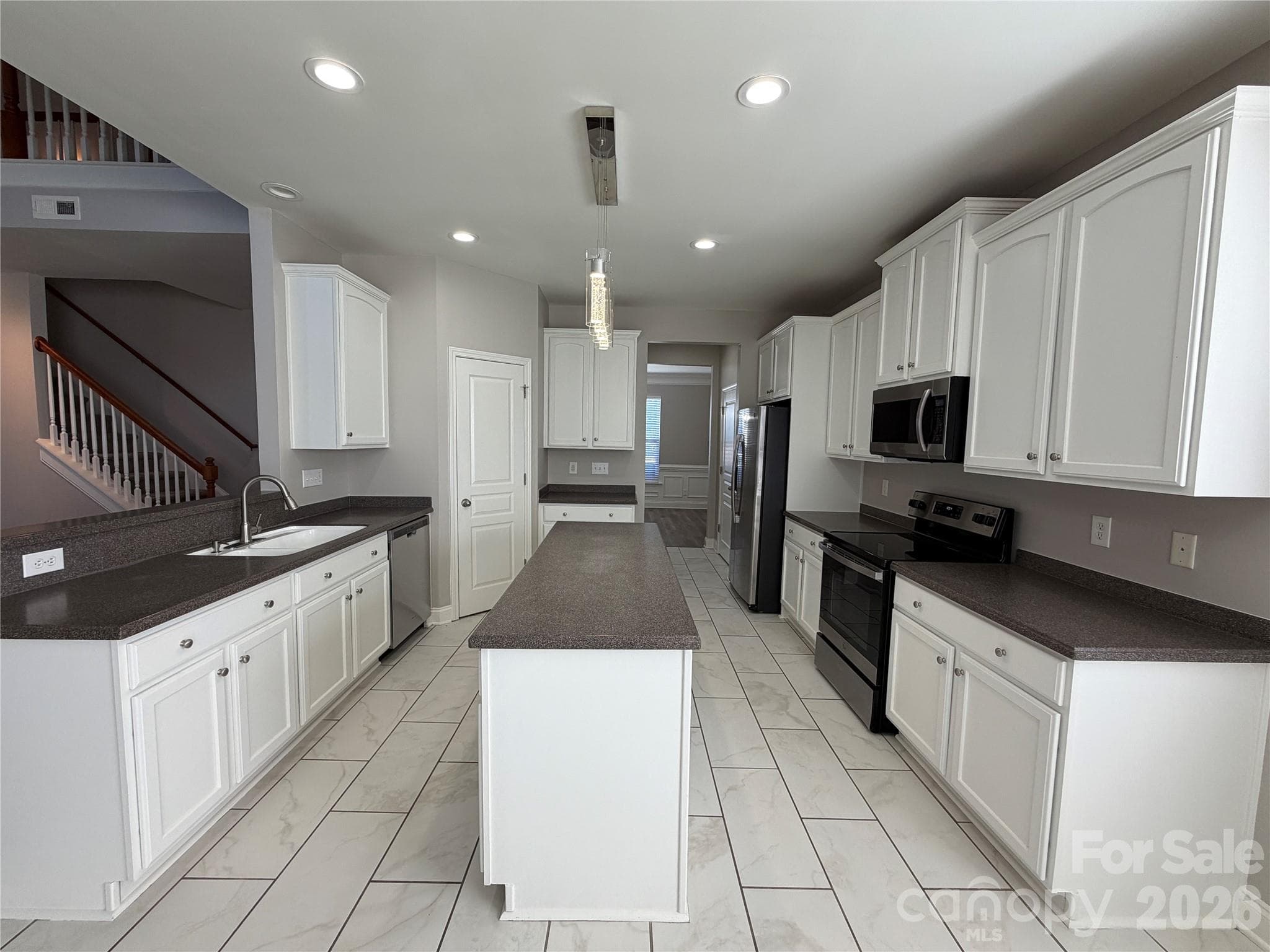 Single Family Residence at 1003 Defoor Court, Indian Trail, photo 14 of 40