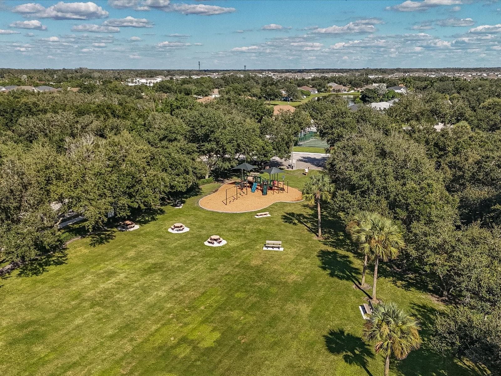 Single Family Residence at 2811 46TH ST E, PALMETTO, photo 12 of 18