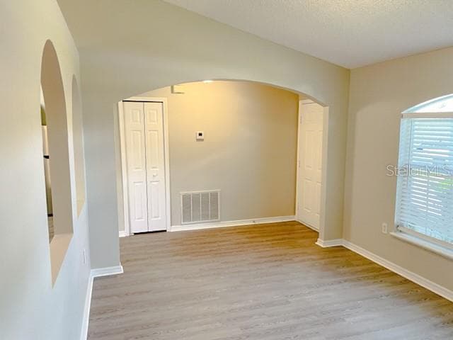 Single Family Residence at 1197 CAMBOURNE DR, KISSIMMEE, photo 3 of 21