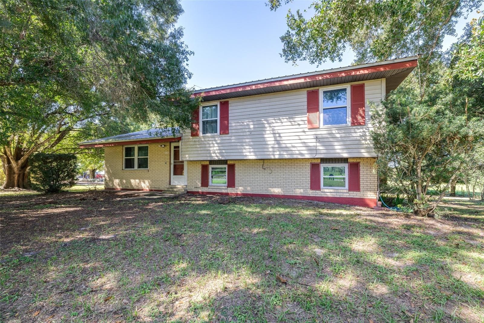 Single Family Residence at 2957 N TIVOLI RD, AVON PARK, photo 6 of 100