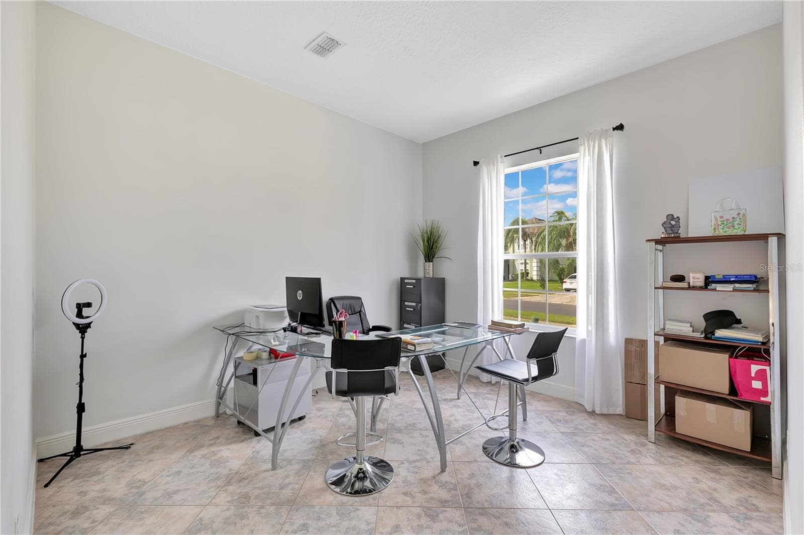 Single Family Residence at 2165 THE OAKS BLVD, KISSIMMEE, photo 12 of 37