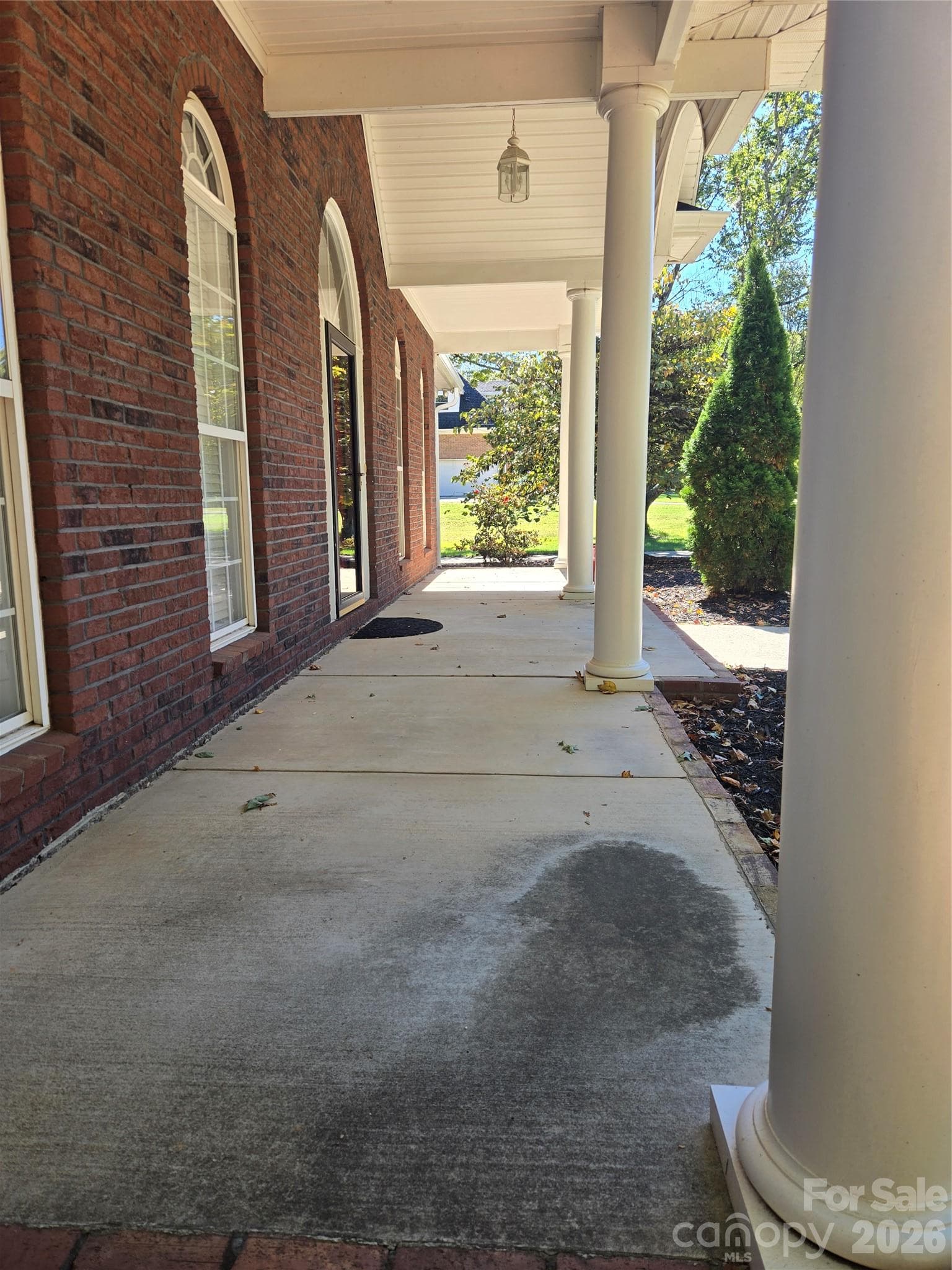 Huge front porch - 3008 Scottsdale Lane, Matthews