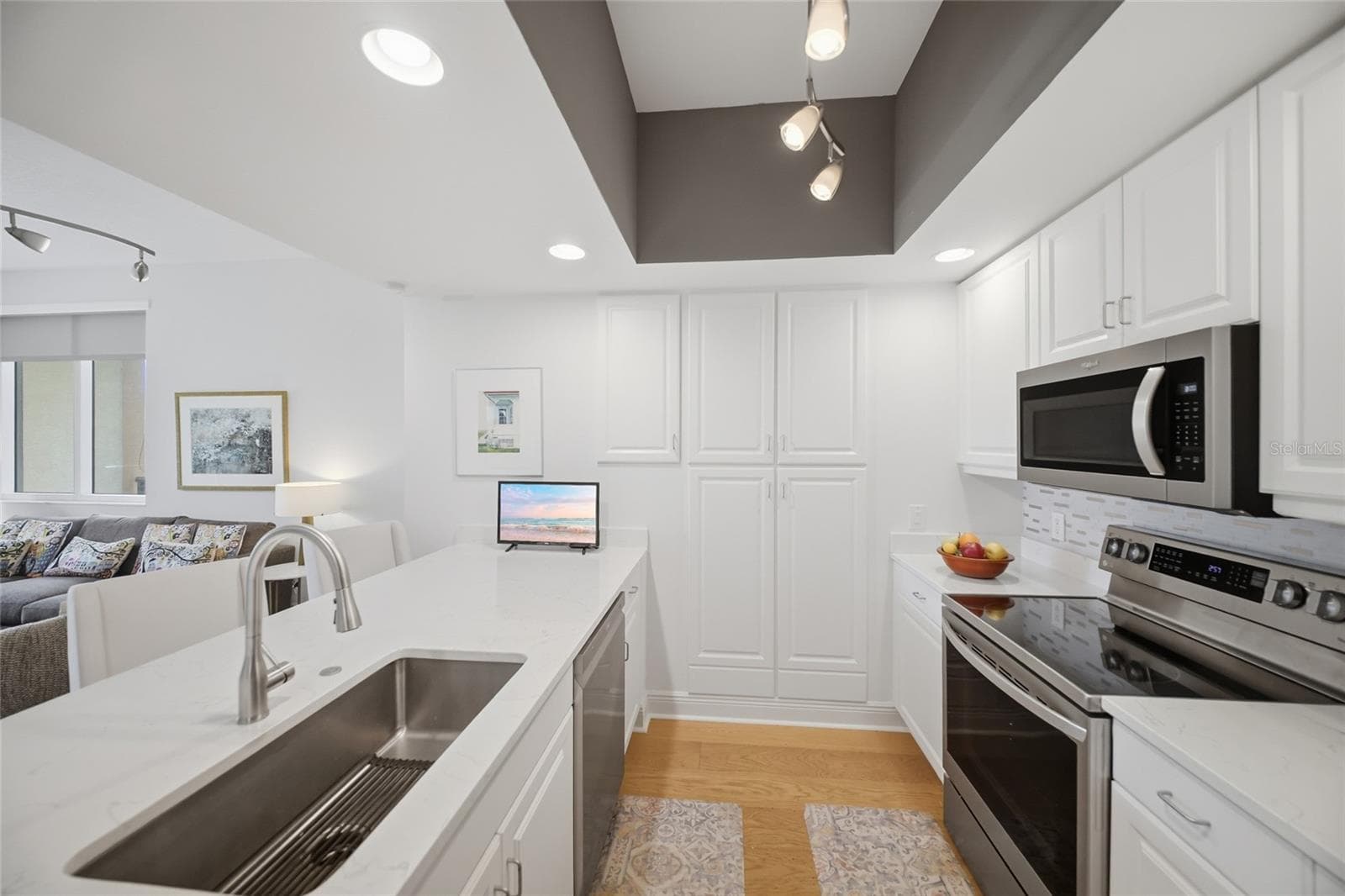Condominium at 800 N TAMIAMI TRL #201, SARASOTA, photo 12 of 48