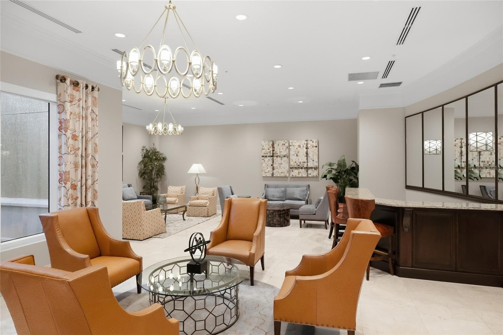Community room - 800 N TAMIAMI TRL #201, SARASOTA