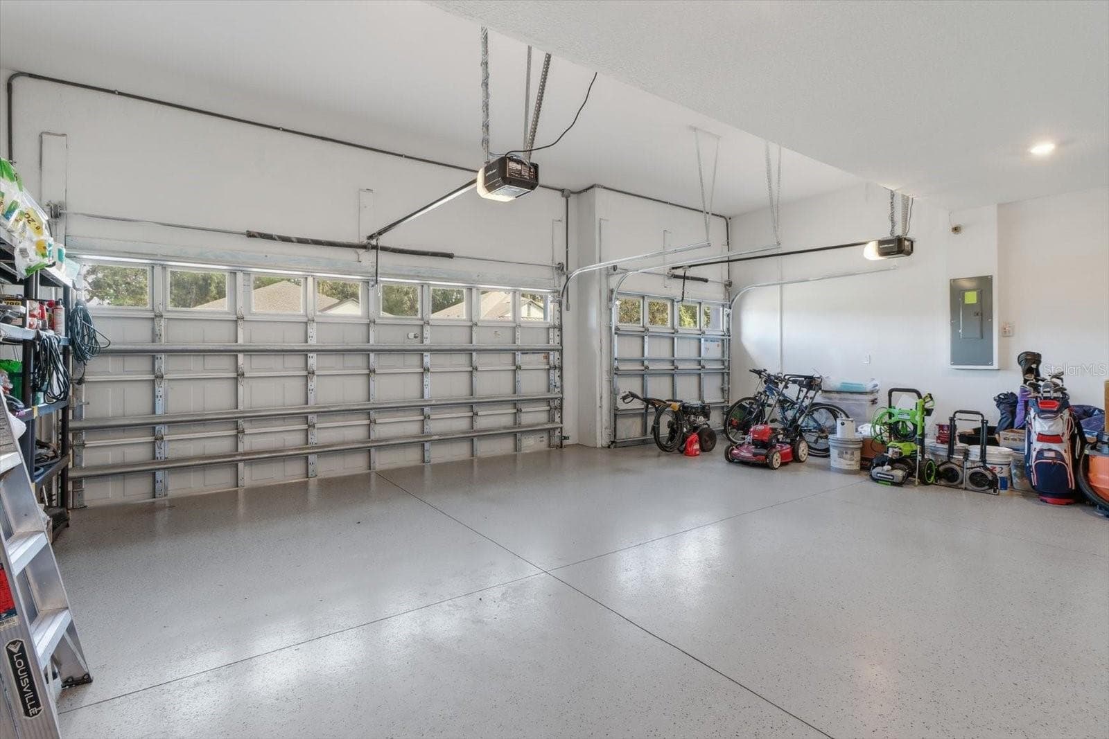 Three Car Garage - 5145 SOUTHERN VALLEY LOOP, BROOKSVILLE