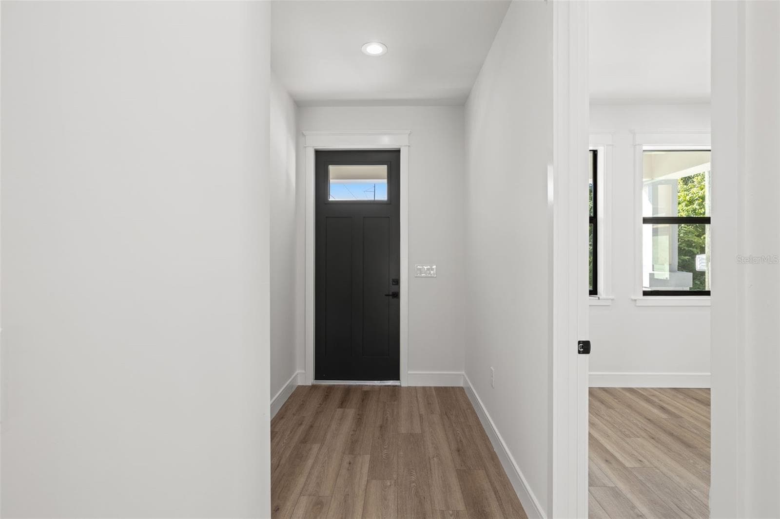 Foyer - 2910 N 25TH ST, TAMPA