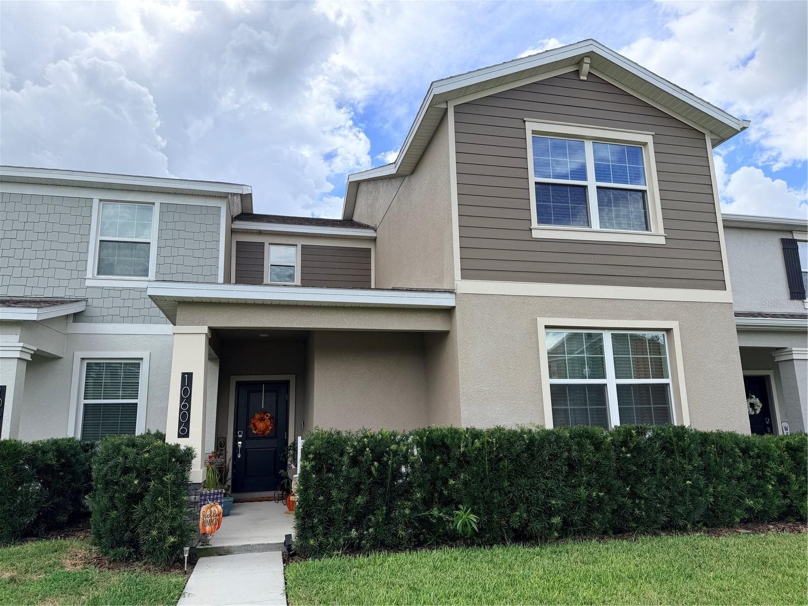 Townhouse at 10606 WORDS DR, WINTER GARDEN, photo 2 of 10