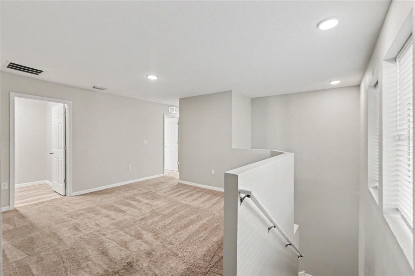 Single Family Residence at 12809 BENT TWIG DR, RIVERVIEW, photo 10 of 16