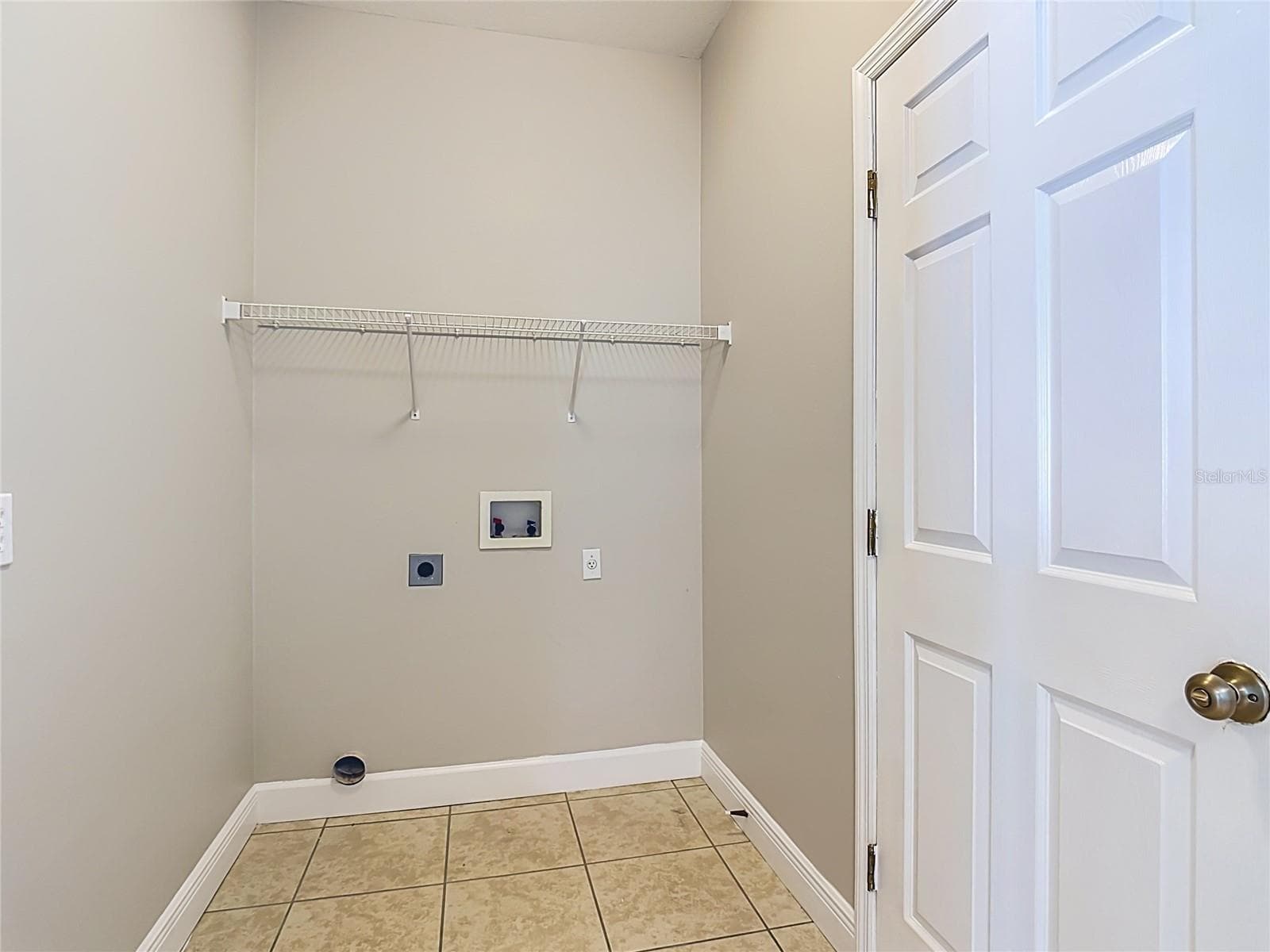 Single Family Residence at 939 GASCONY CT, KISSIMMEE, photo 13 of 34