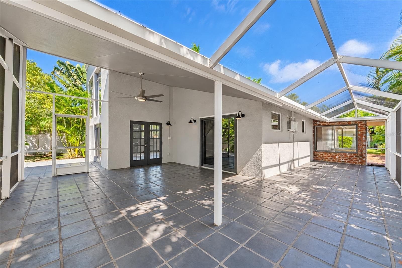 Lanai - 1800 ALTA VISTA ST, SARASOTA