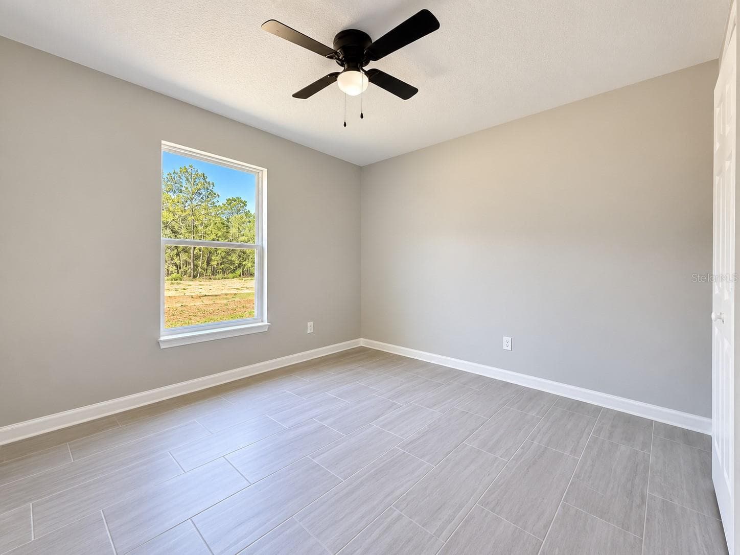 Single Family Residence at 2120 SW OBEE RIDGE RD, DUNNELLON, photo 6 of 13