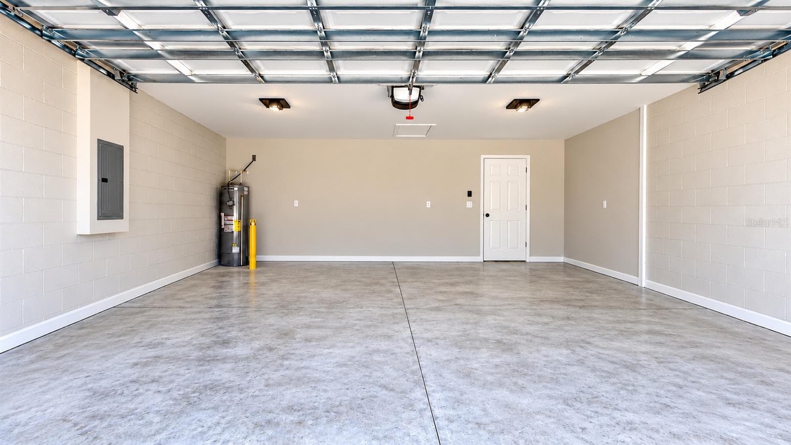 Single Family Residence at 2120 SW OBEE RIDGE RD, DUNNELLON, photo 12 of 13