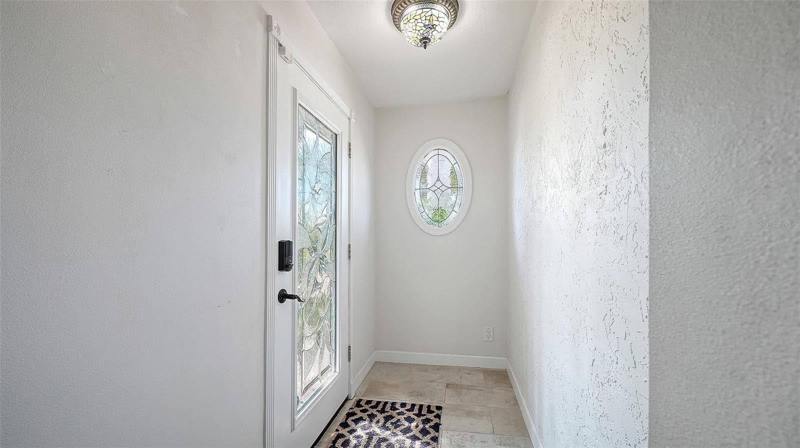 A welcoming entry leads into the heart of the home. - 4907 CORAL BLVD, BRADENTON