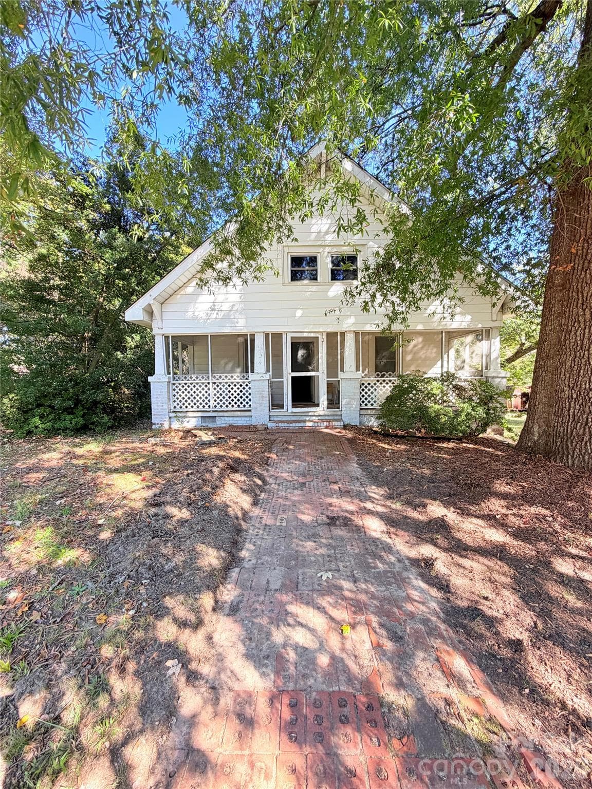 424 Calhoun Street