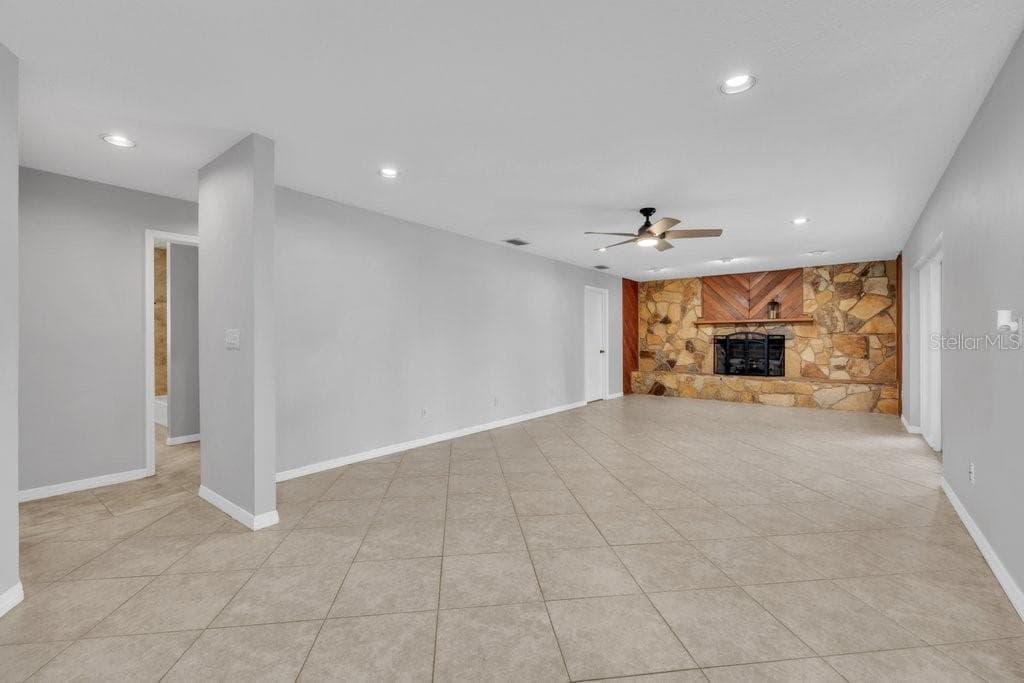 Single Family Residence at 5710 WO GRIFFIN RD, PLANT CITY, photo 15 of 57