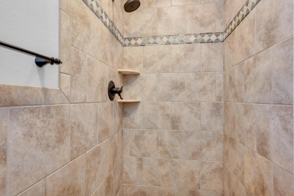 Primary bathroom shower - 5710 WO GRIFFIN RD, PLANT CITY