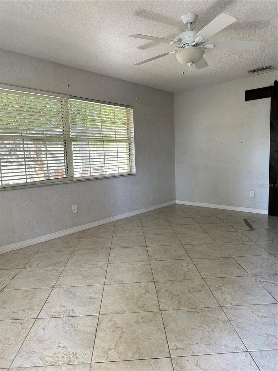 Single Family Residence at 1791 EZELLE AVE, LARGO, photo 4 of 26