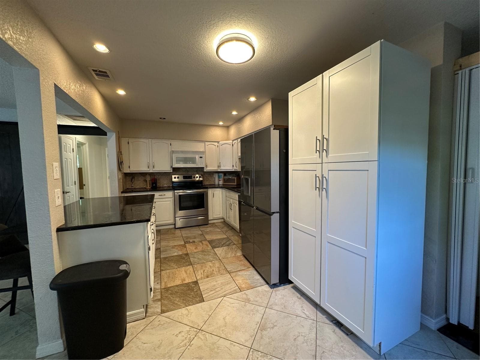 Single Family Residence at 1791 EZELLE AVE, LARGO, photo 9 of 26