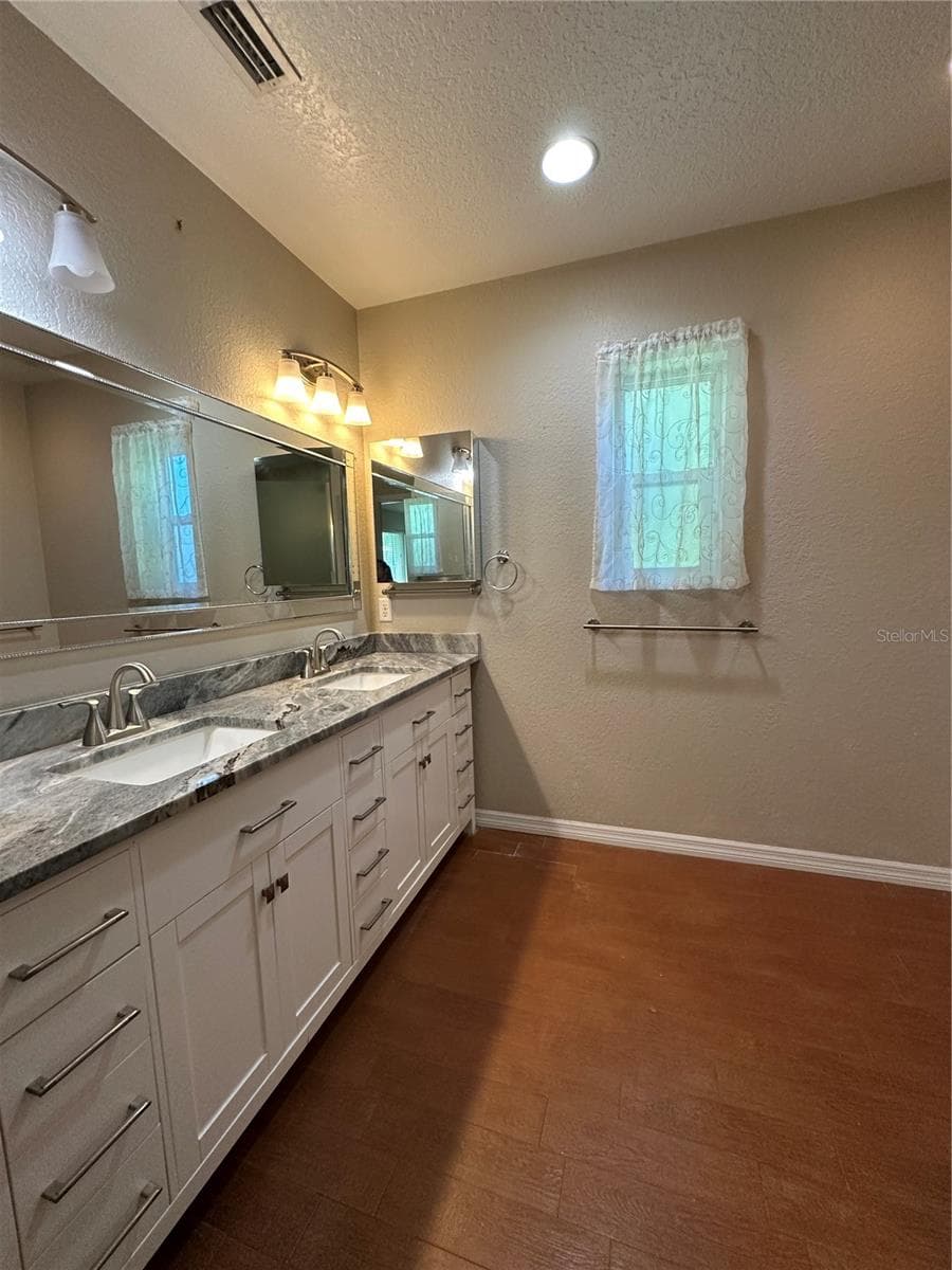Single Family Residence at 1791 EZELLE AVE, LARGO, photo 20 of 26