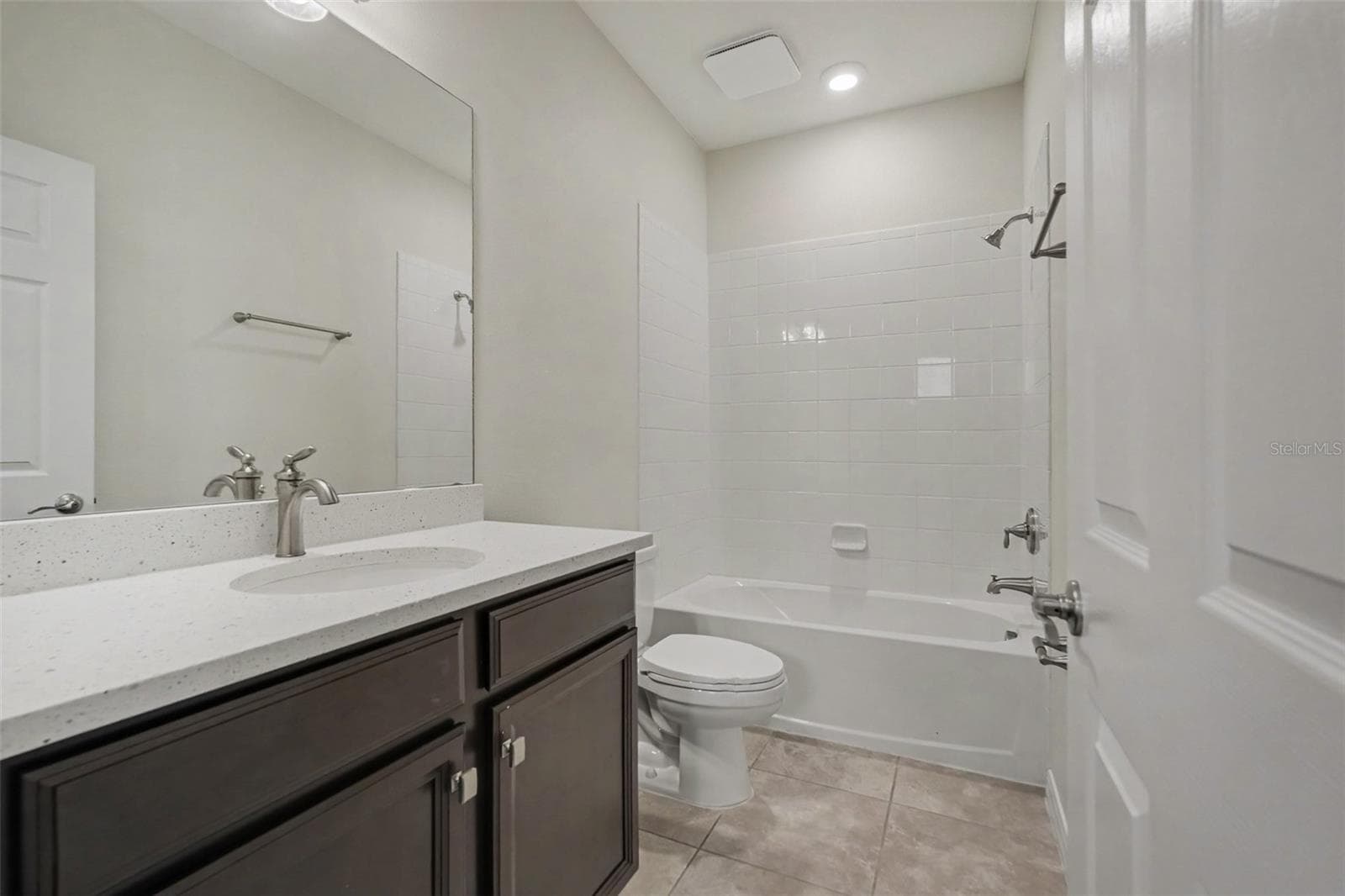 Townhouse at 2886 GRAND KEMERTON PL, TAMPA, photo 13 of 18
