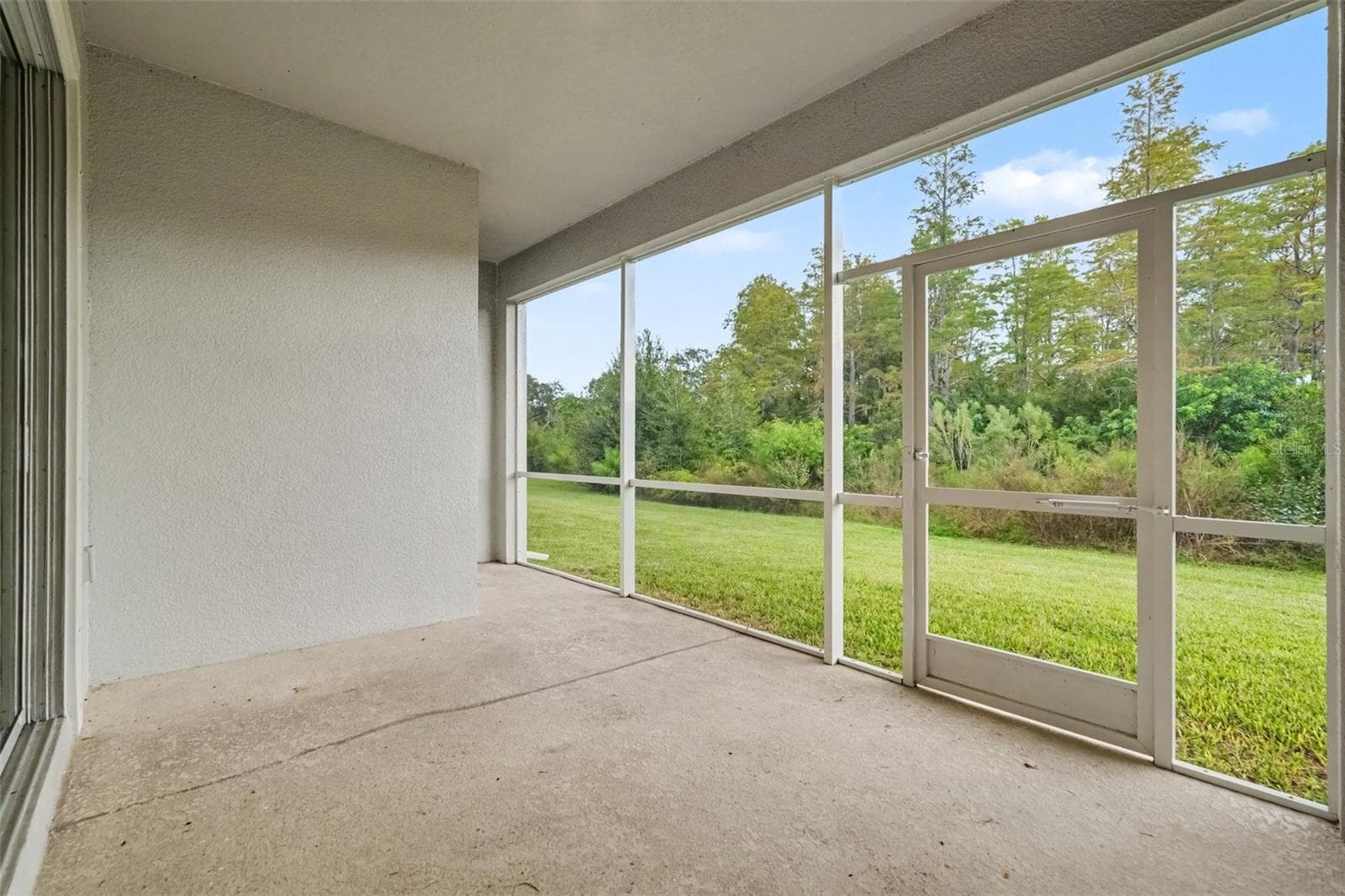 Townhouse at 2886 GRAND KEMERTON PL, TAMPA, photo 16 of 18