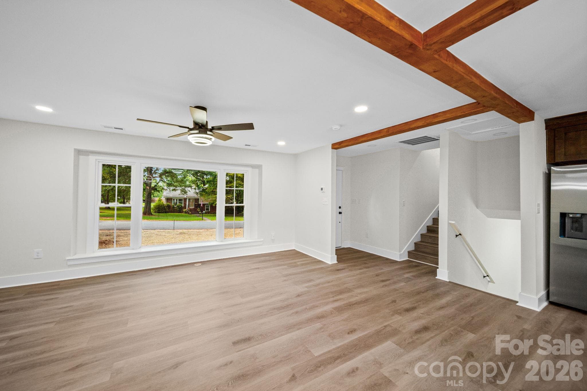 Single Family Residence at 6800 ludwig Drive, Charlotte, photo 5 of 35