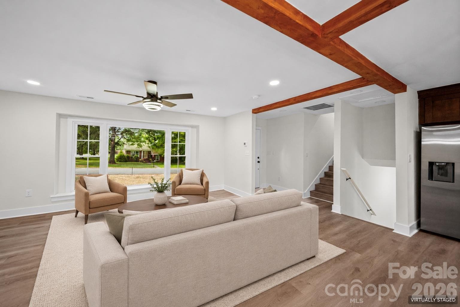 Single Family Residence at 6800 ludwig Drive, Charlotte, photo 6 of 35