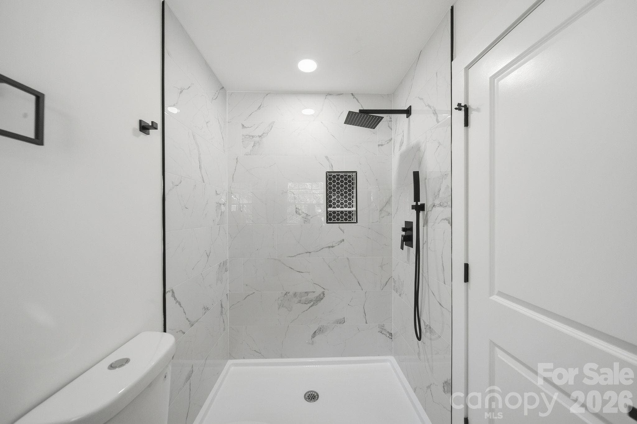 Single Family Residence at 6800 ludwig Drive, Charlotte, photo 23 of 35