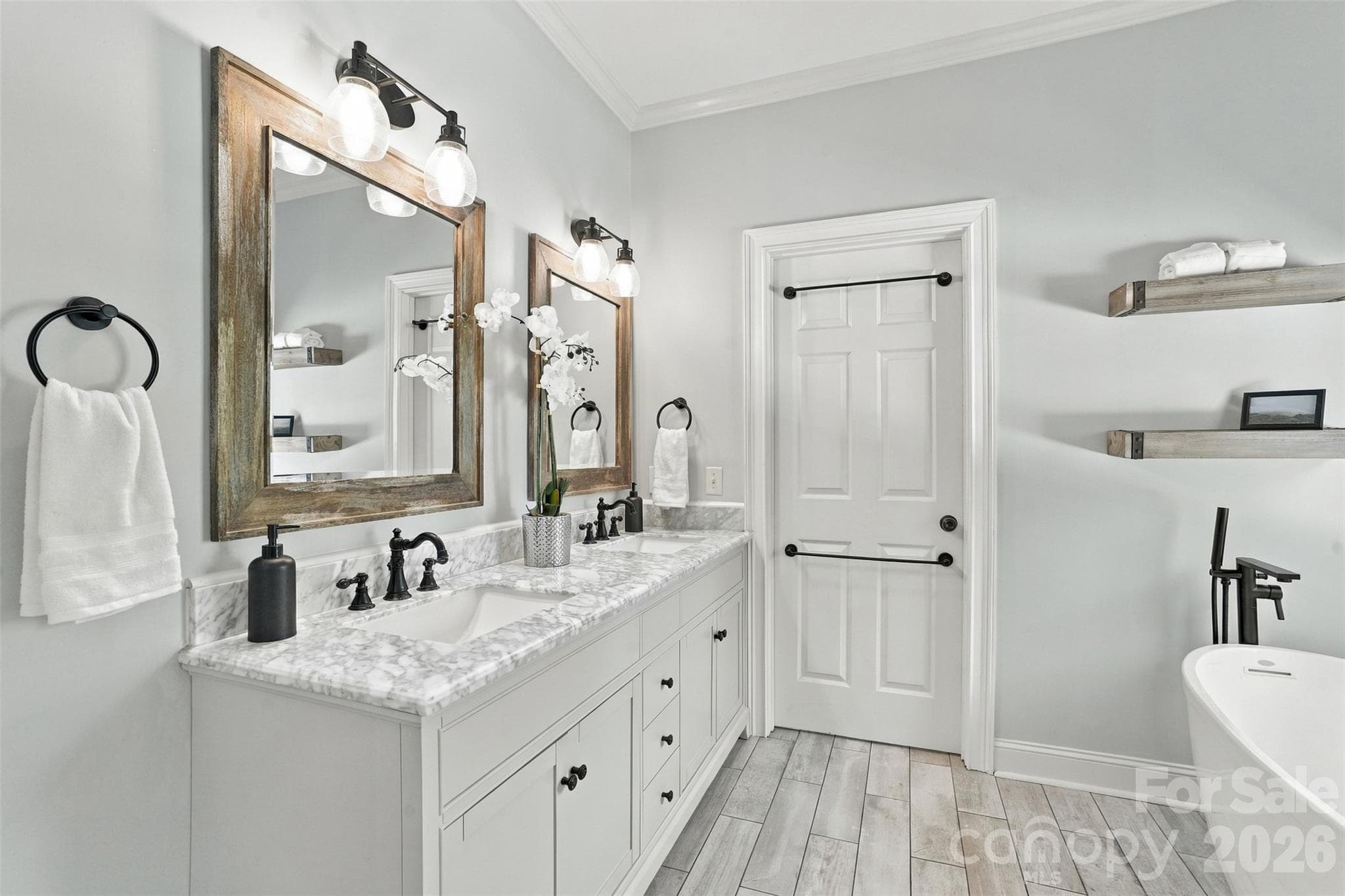 Primary Bath - 544 Glen Walk Drive, Fort Mill