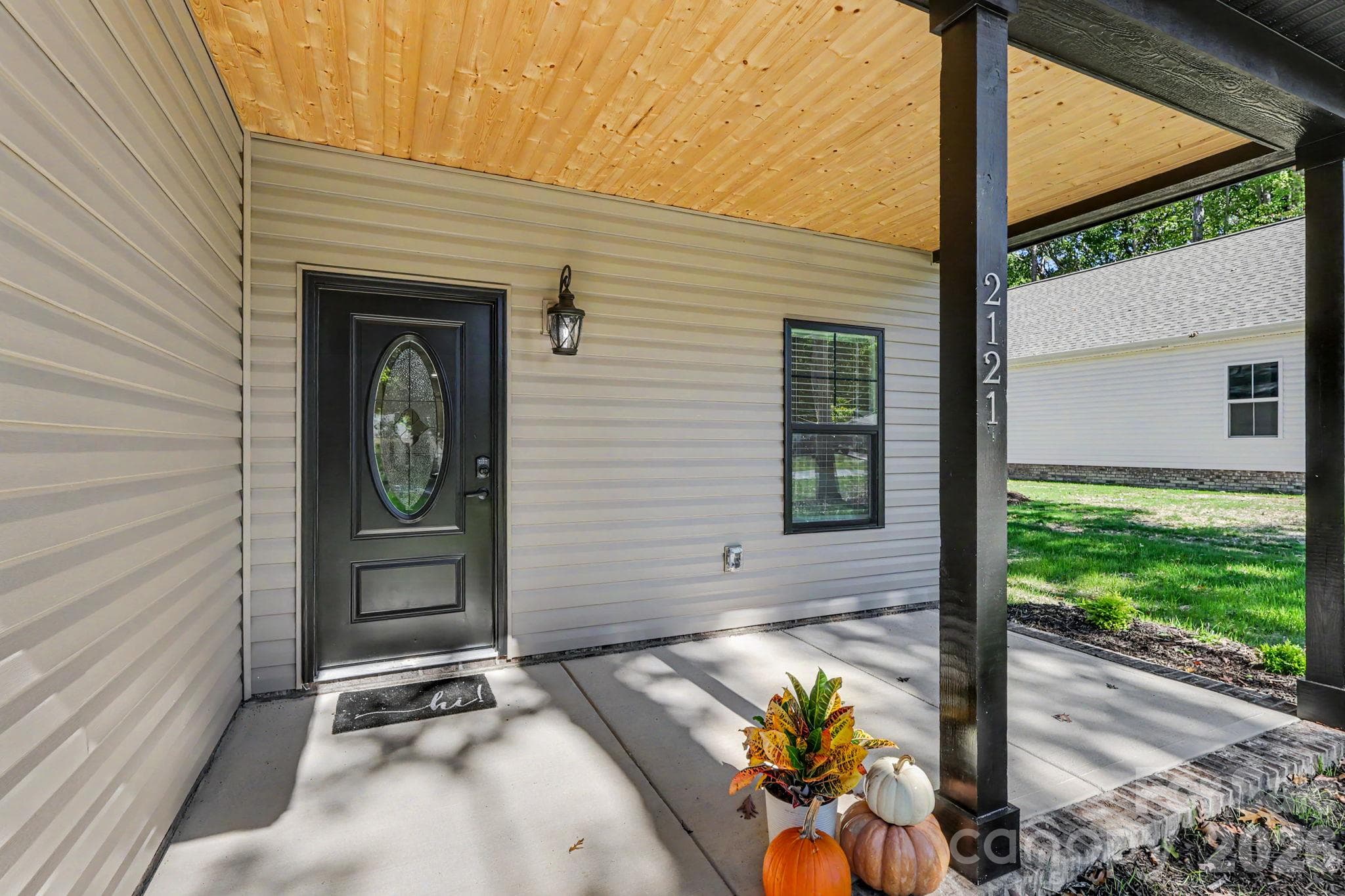 Front covered porch - 2121 Woodhurst Lane, Albemarle