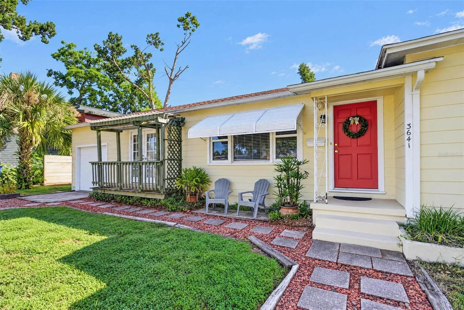 Single Family Residence at 3641 QUEEN ST N, ST PETERSBURG, photo 2 of 23
