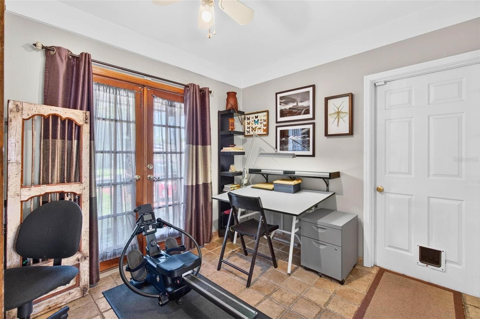 Single Family Residence at 3641 QUEEN ST N, ST PETERSBURG, photo 15 of 23