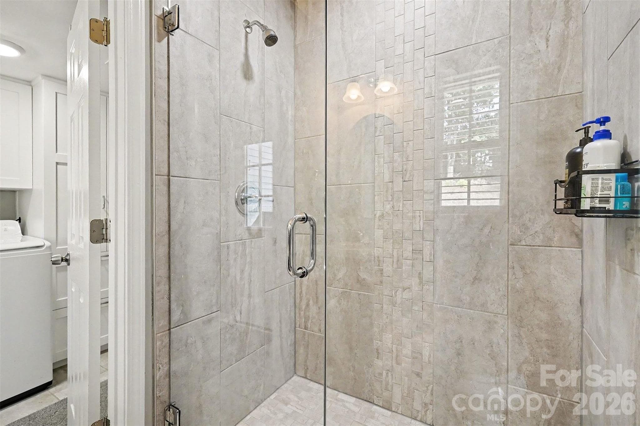 Lower Bathroom Shower - 5621 Alanhurst Place, Charlotte