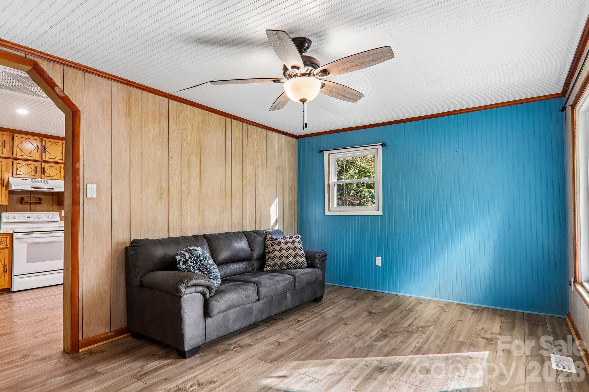 Living room - 32 Viola Lane, Swannanoa